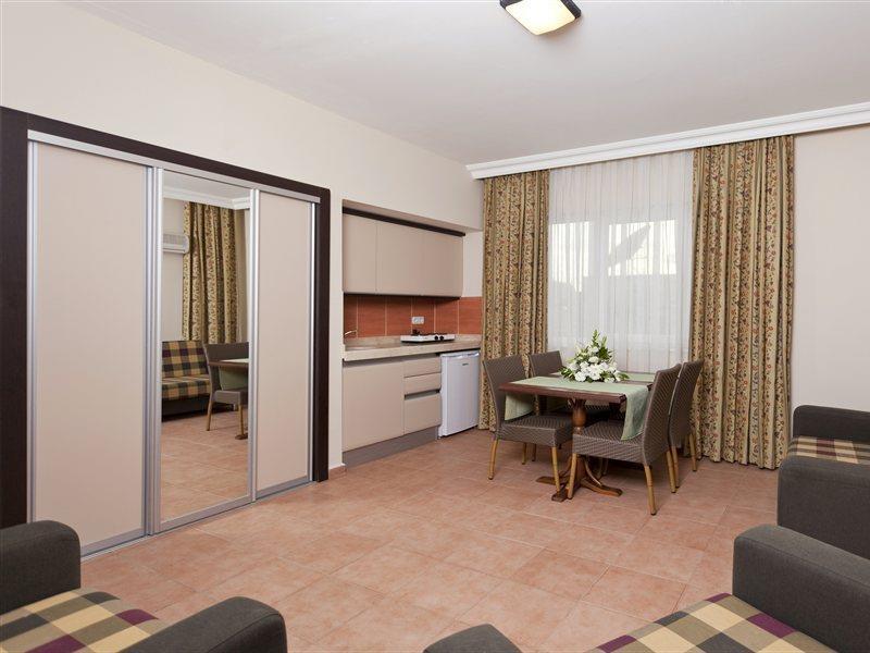 Royalisa City Apart Hotel 알란야 외부 사진