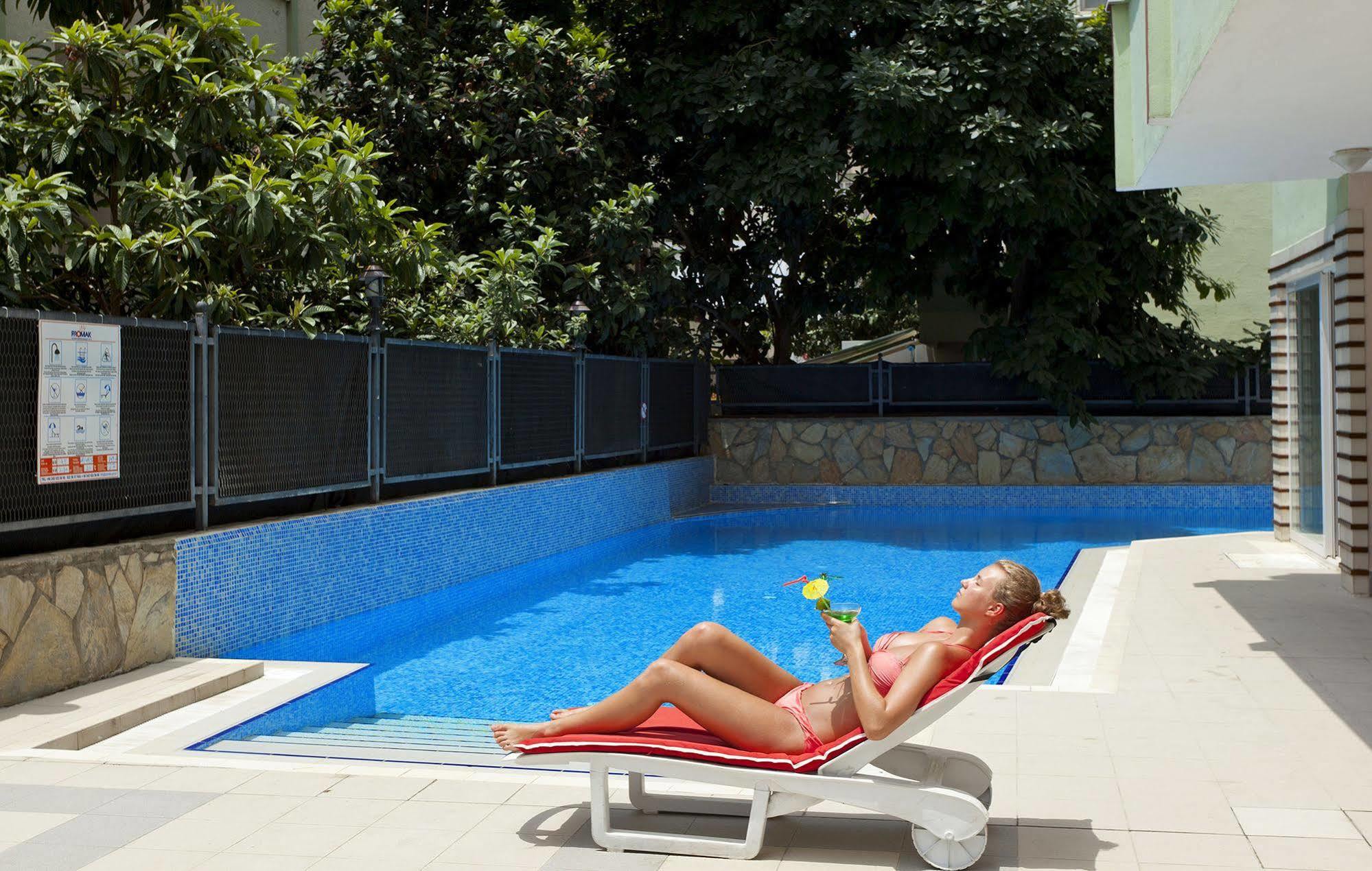 Royalisa City Apart Hotel 알란야 외부 사진